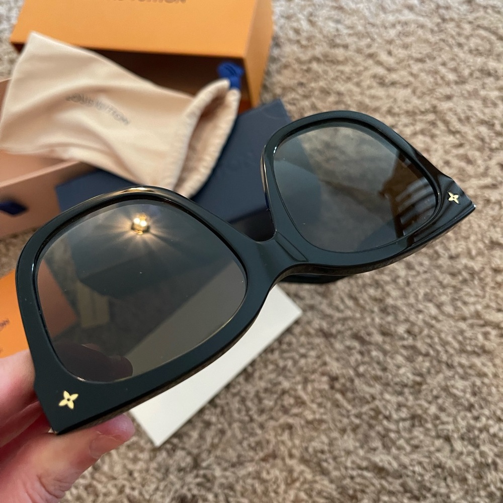 Louis Vuitton My Monogram Sunglasses - Picture 6 of 14